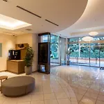 Jr-East Hotel Mets Mejiro